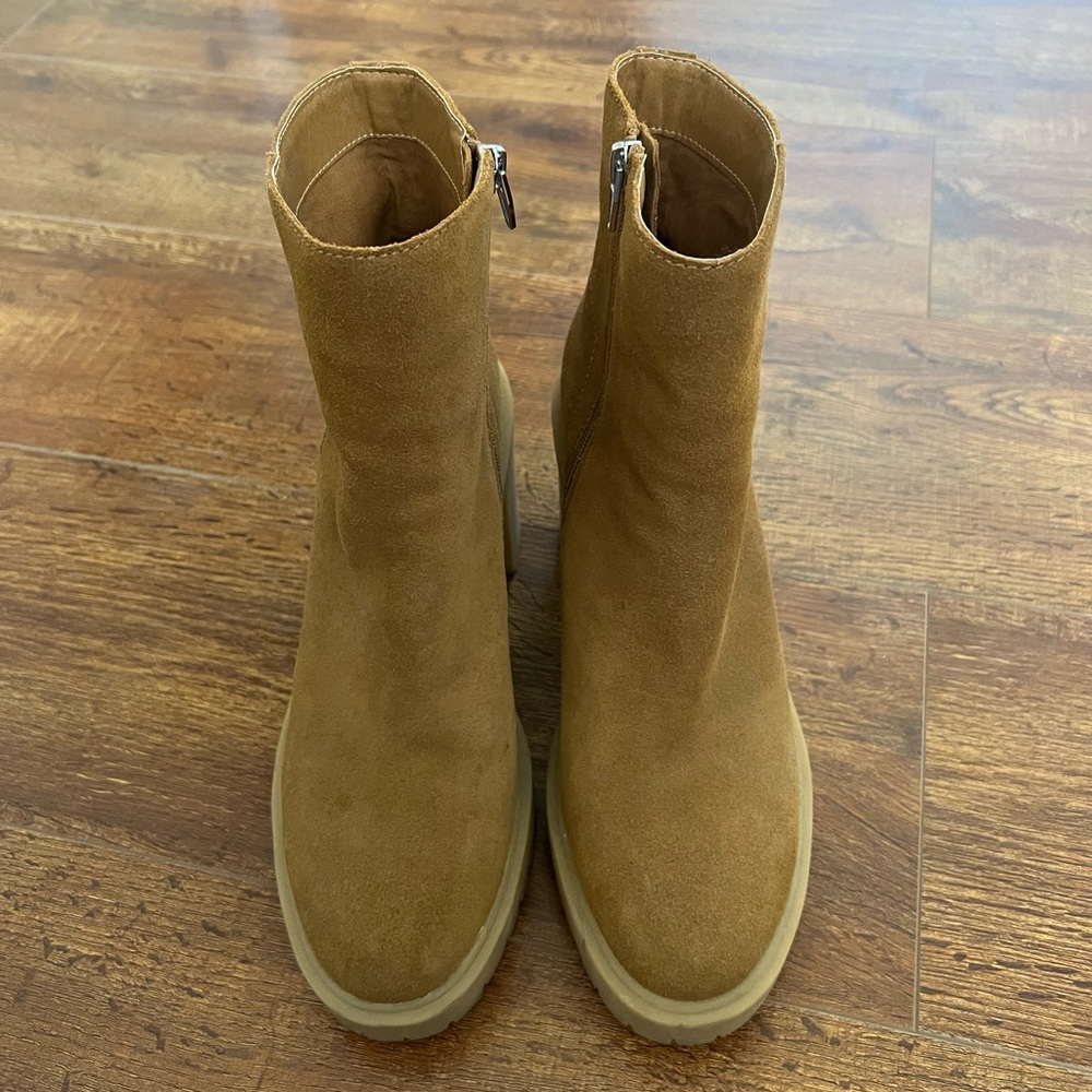 Dolce Vita suede booties, size 9